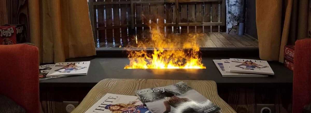 L'Edelweiss — ambiance après-ski au coin du feu